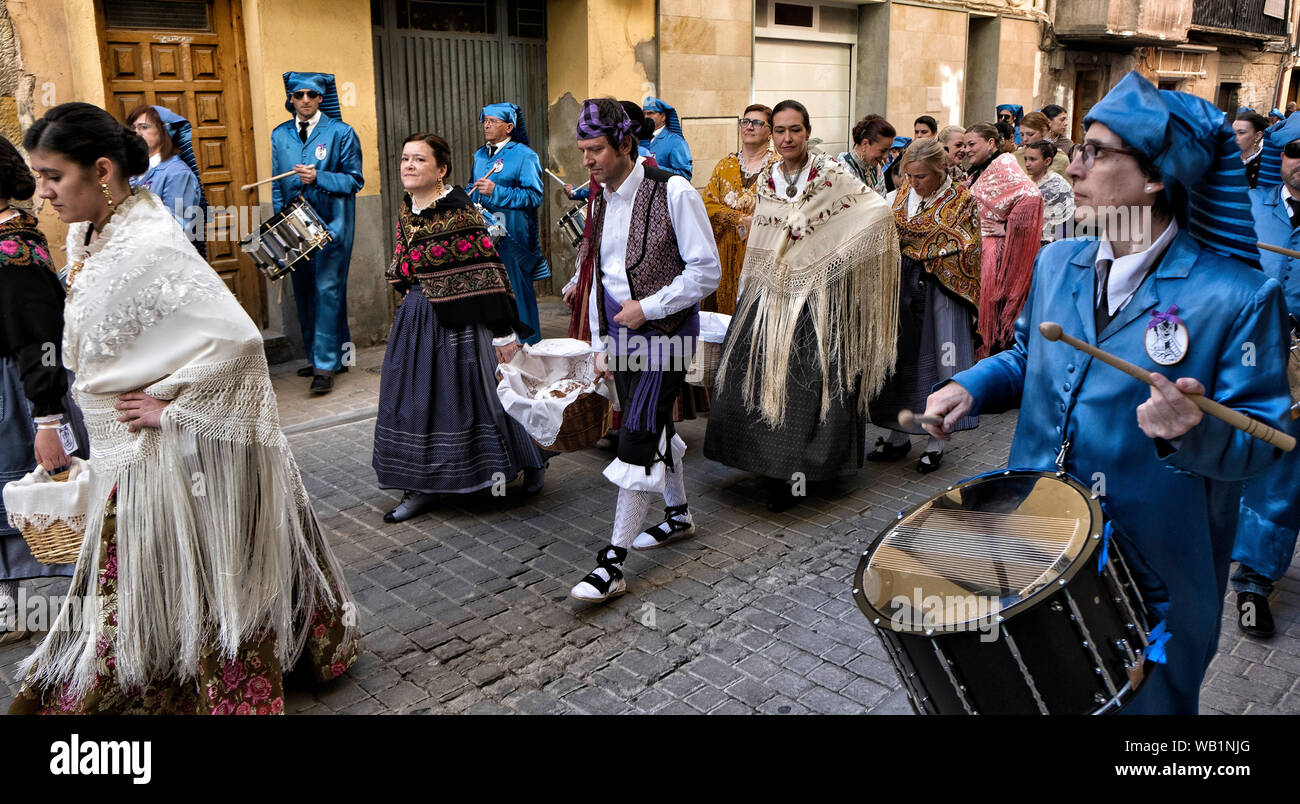 ALCANIZ, Teruel, Spanien - 30. März: Ostern feiern, der Klang der Trommeln in der Region Aragon am 30. März 2018 in Teruel, Spanien gehört werden kann. Stockfoto