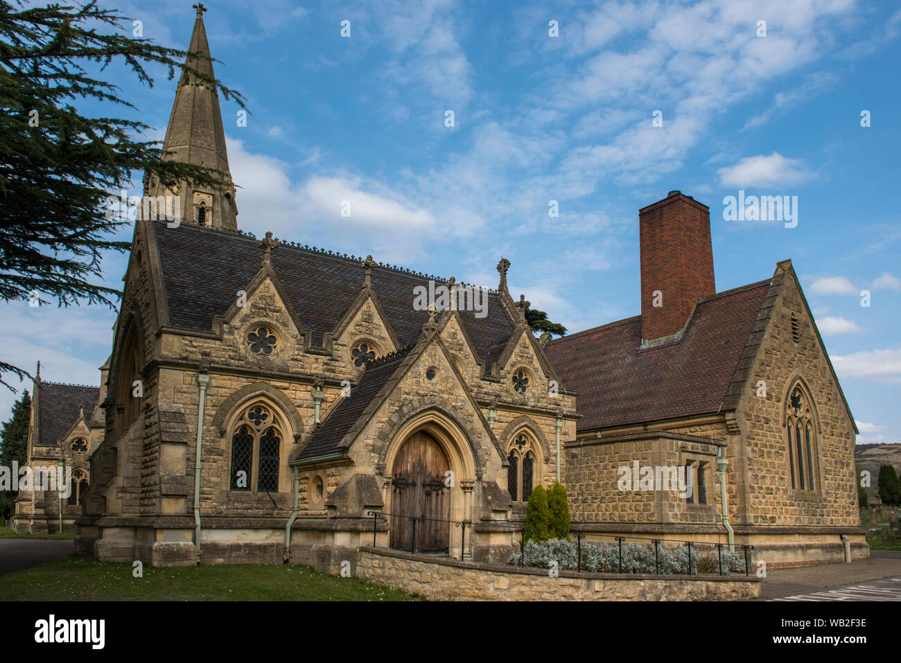 Kapelle und Friedhof, Krematorium Cheltenham, Gloucestershire (heute Stillgelegten). Bild aufgenommen am 31. März 2019 Stockfoto