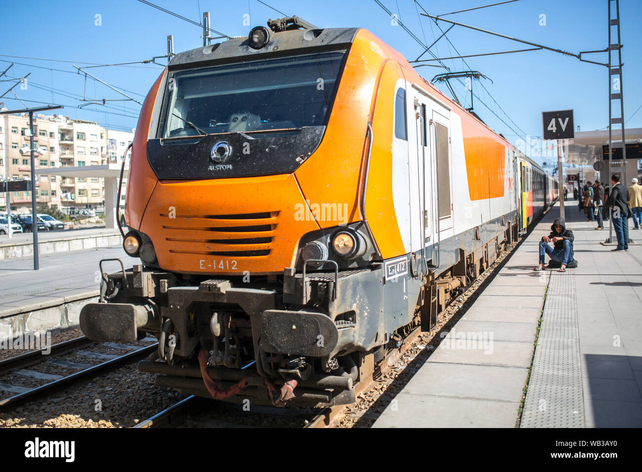 Casablanca, Marokko - März 11, 2019: Al-Atlas Zug in Casablanca Casa Voyageurs Bahnhof. Stockfoto