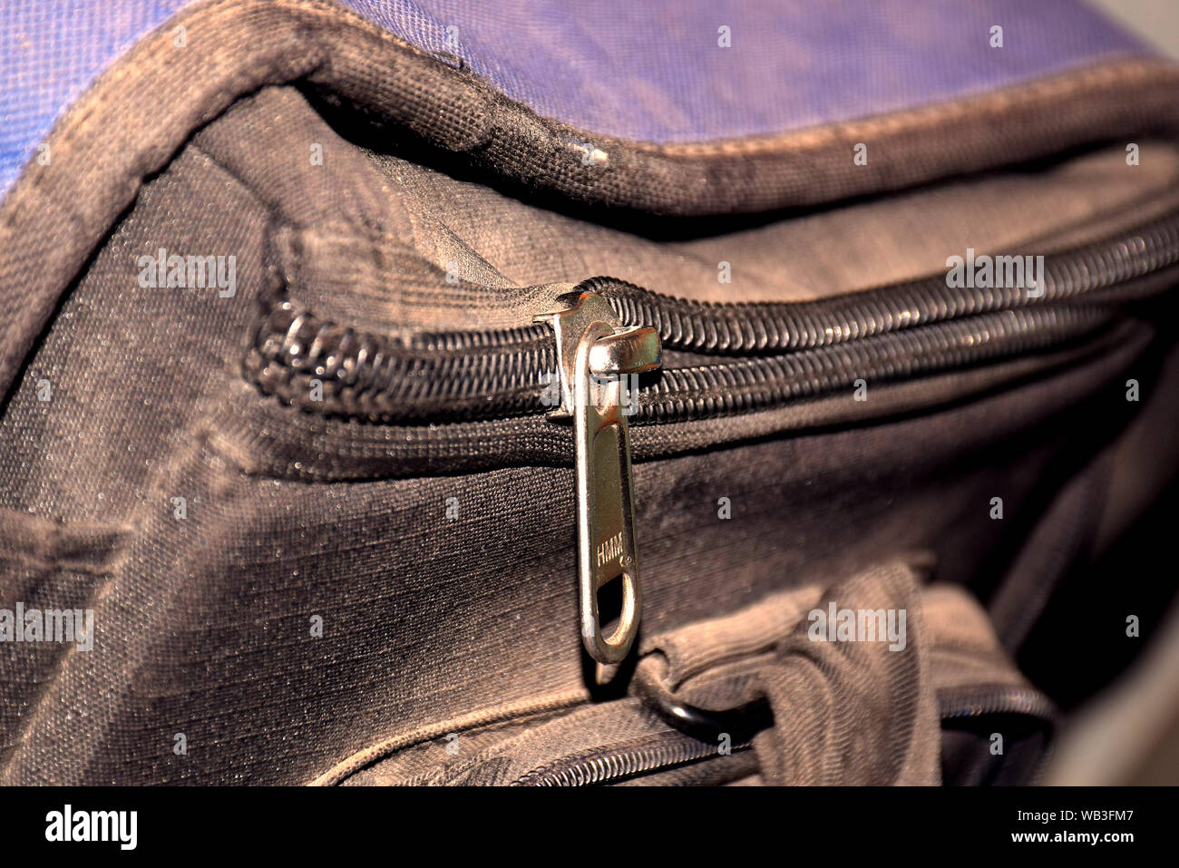Alte Tasche mit Reißverschluss Stockfoto