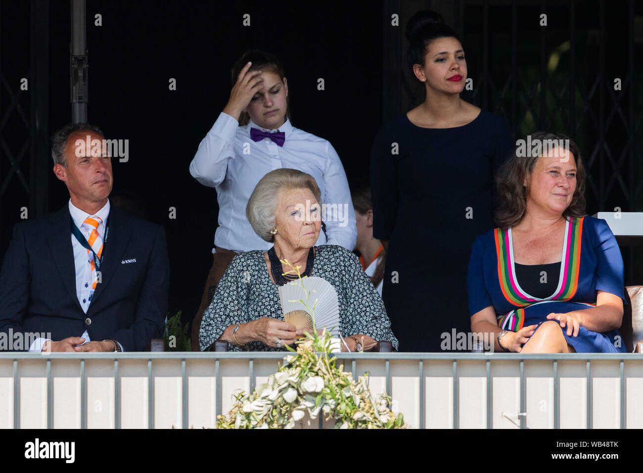 Rotterdam, Niederlande. 24 Aug, 2019. Europäische Meisterschaft, Pferdesport, Dressur, Grand Prix Freestyle (freestyle): Die niederländische Prinzessin Beatrix folgt der Wettbewerb. Credit: Rolf Vennenbernd/dpa/Alamy leben Nachrichten Stockfoto