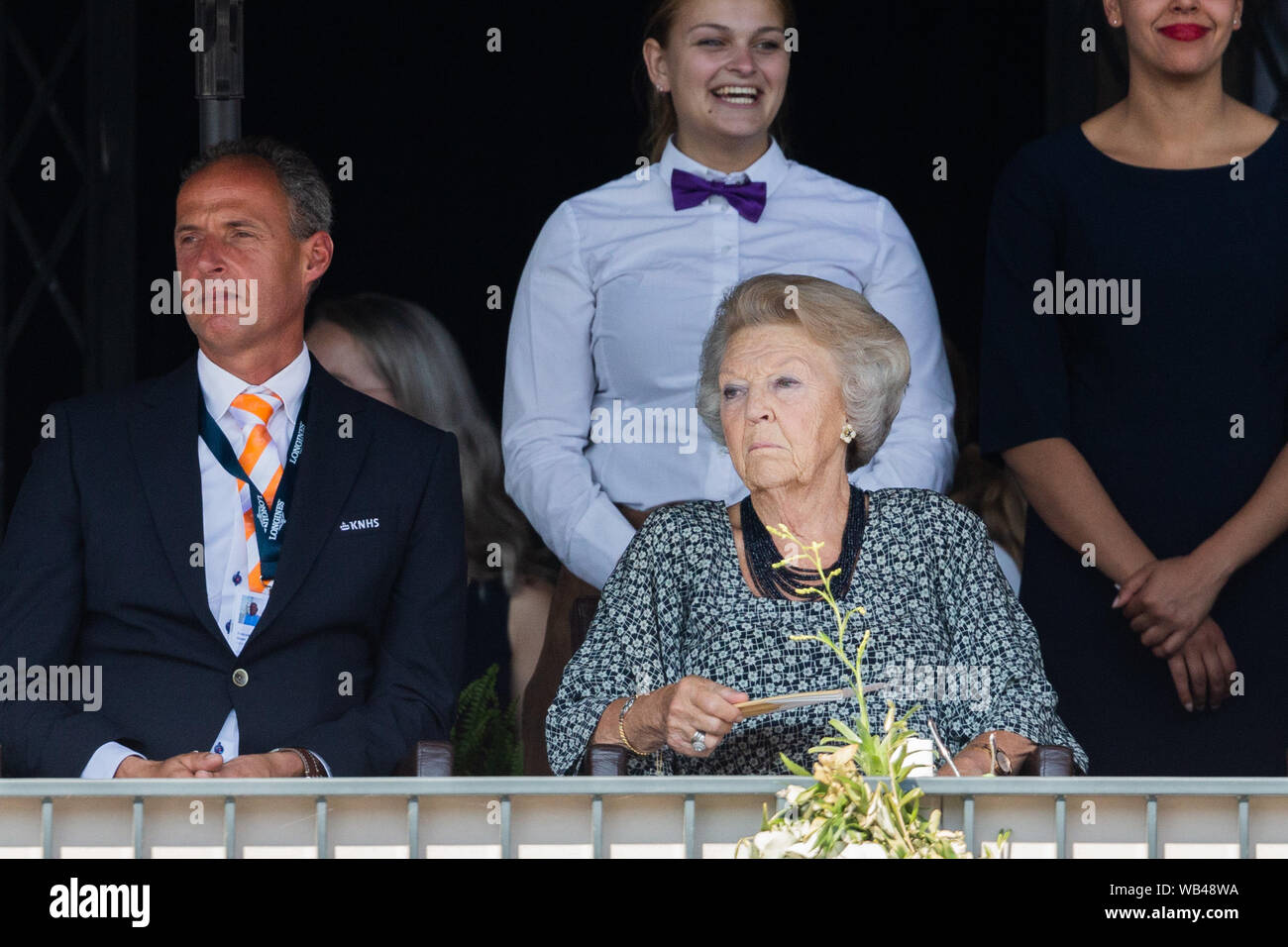 Rotterdam, Niederlande. 24 Aug, 2019. Europäische Meisterschaft, Pferdesport, Dressur, Grand Prix Freestyle (freestyle): Die niederländische Prinzessin Beatrix folgt der Wettbewerb. Credit: Rolf Vennenbernd/dpa/Alamy leben Nachrichten Stockfoto
