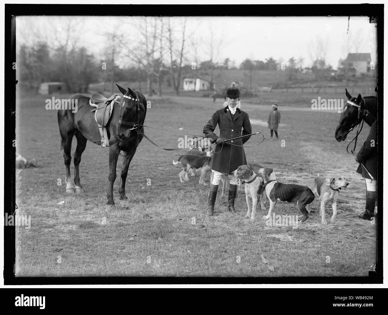 EDGEWOOD JAGD. J.O. EVANS; HOUND SHOW Abstract / Medium: 1 Negativ: Glas; 5 x 7 in. oder kleiner Stockfoto