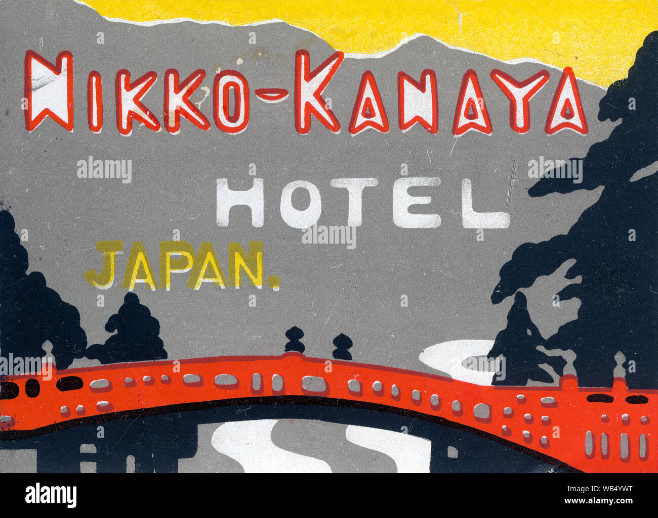 [Pre-war Japan - Nikko Kanaya Hotel Label] - Gepäckanhänger mit Nikko die heiligen Kamibashi Brücke, für das Nikko Kanaya Hotel in Nikko, Präfektur Tochigi. 20. Jahrhundert vintage Label. Stockfoto