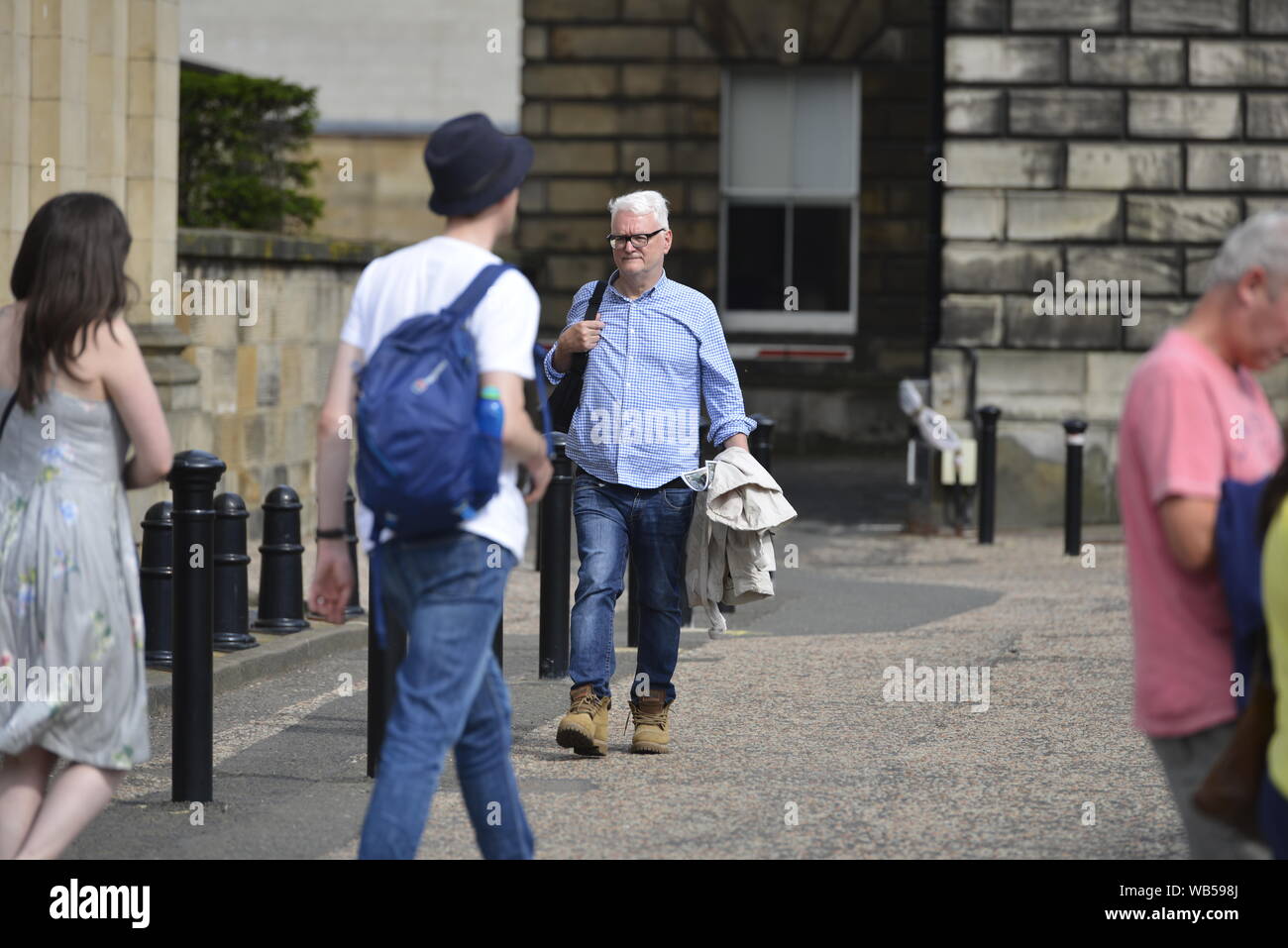 Von Edinburgh Schottland Hauptstadt eine beliebte Stadt im Sommer zu besuchen Stockfoto