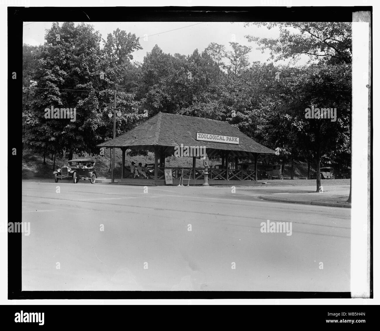 Eingang zoo Abstract / Medium: 1 Negativ: Glas; 4 x 5 in. oder kleiner Stockfoto
