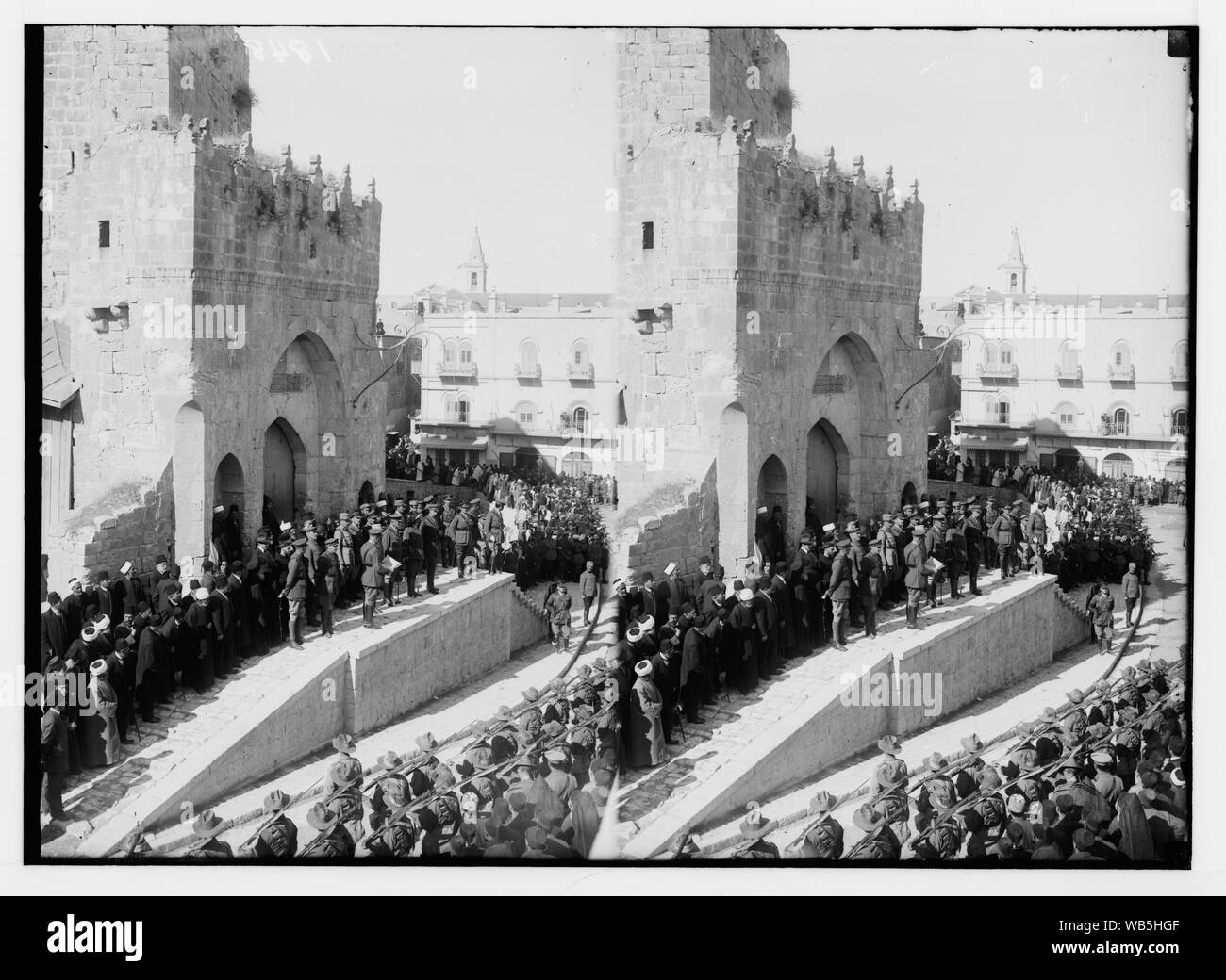 Eintrag von Feldmarschall Allenby, Jerusalem, 11. Dezember 1917. Borton Pasha Lesen der Verkündigung in englischer Abstract/Medium: G. Eric und Edith Matson Fotosammlung Stockfoto