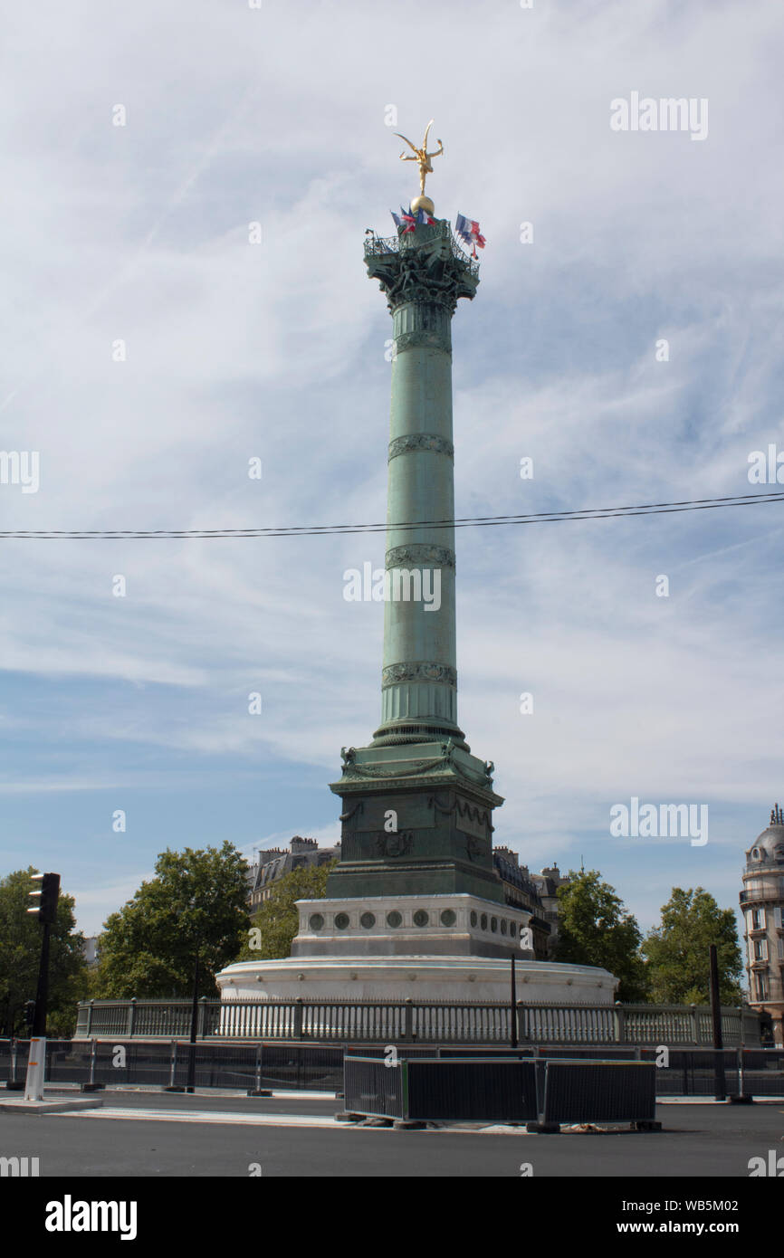 Der Juli Spalte in der Mitte der Place de la Bastille, einem Platz in Paris auf dem Gelände des ehemaligen Bastille Stockfoto