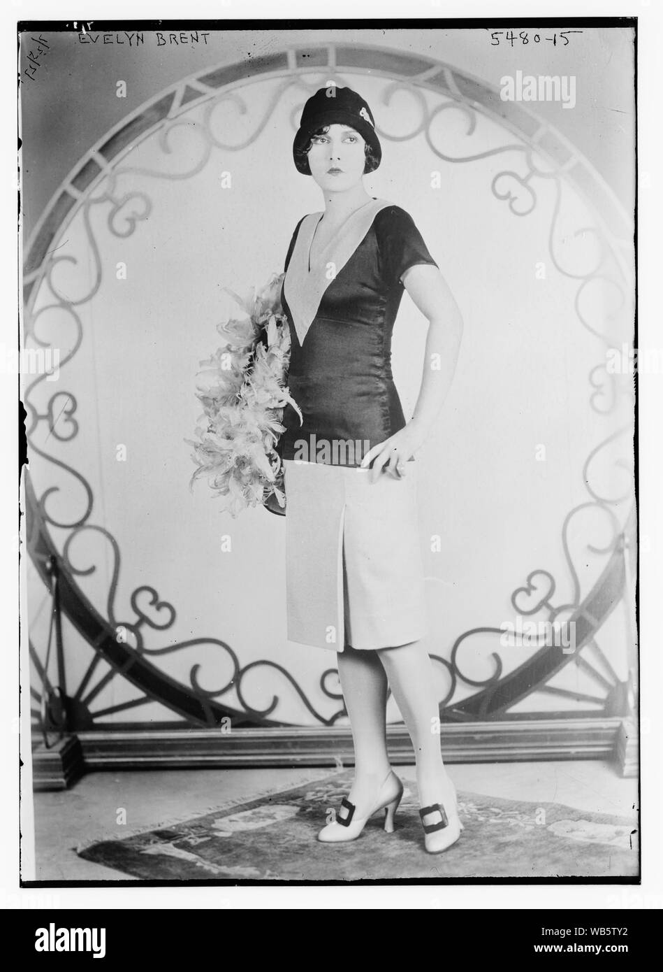 Evelyn Brent Abstract / Medium: 1 Negativ: Glas; 5 x 7 in. oder kleiner. Stockfoto