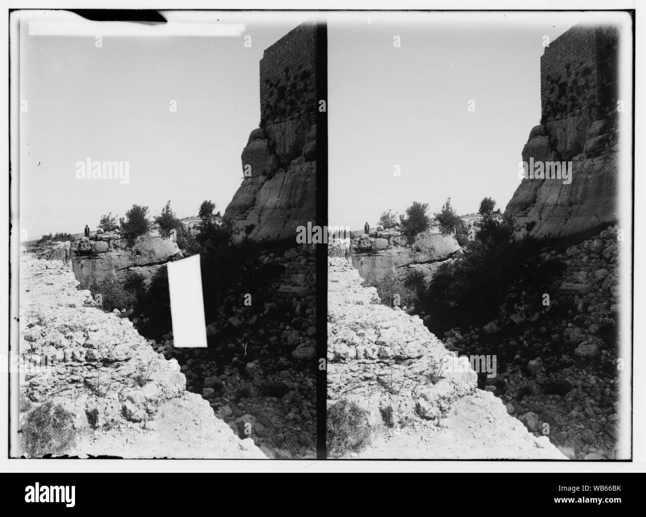 Östlich des Jordan und das Tote Meer. Wassergraben rund um Schloss von Ajlun Stockfoto