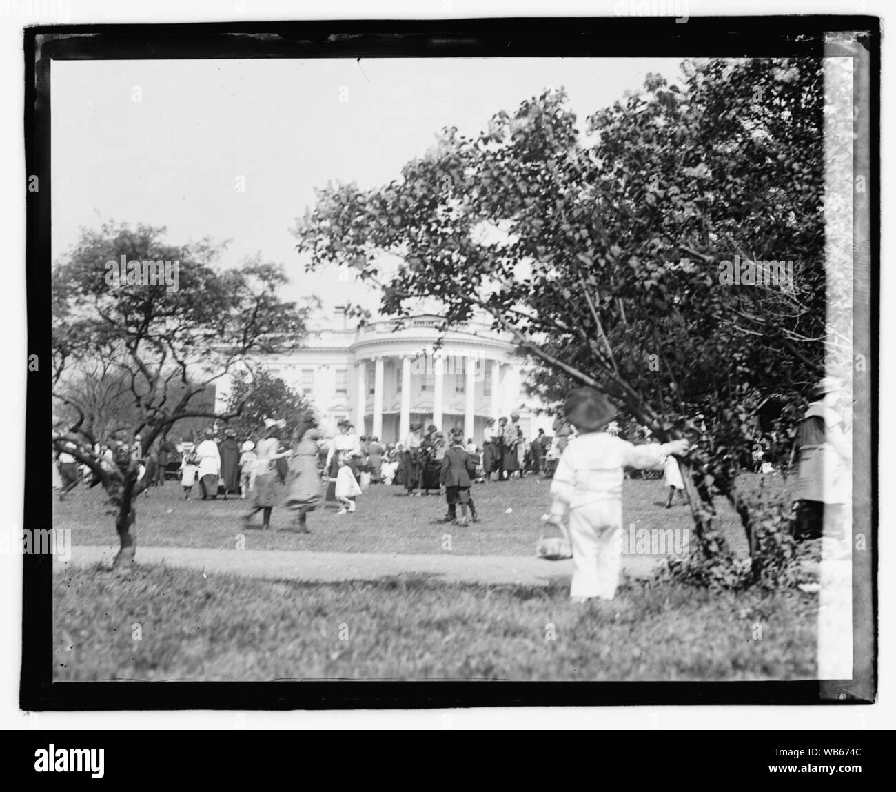 Osterei rolling, 1921 Stockfoto