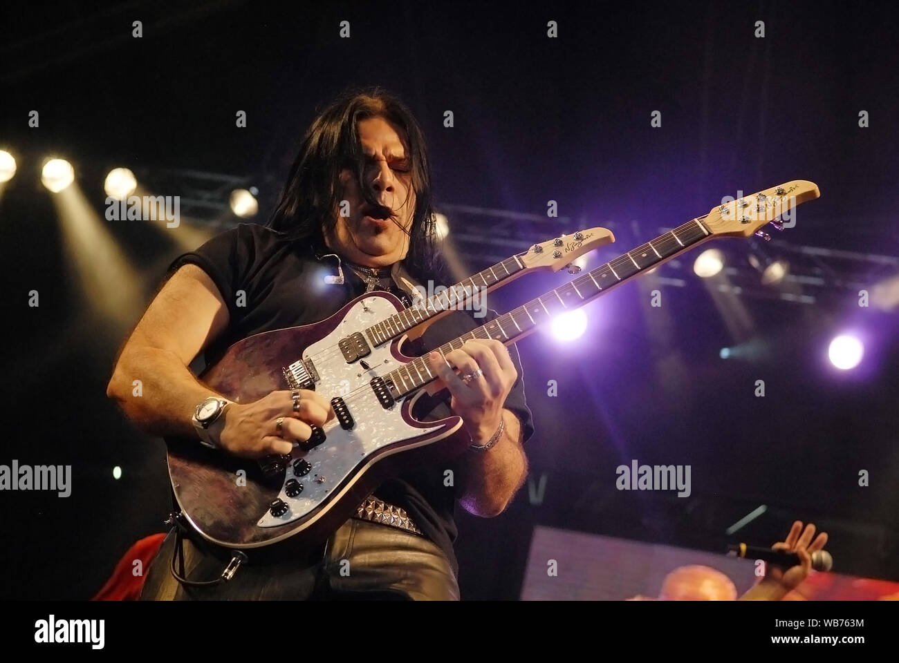 Rio de Janeiro, 30. September 2011. Gitarrist Pepeu Gomes, während seiner Show bei Rock in Rio 2011, in Rio de Janeiro, Brasilien Stockfoto