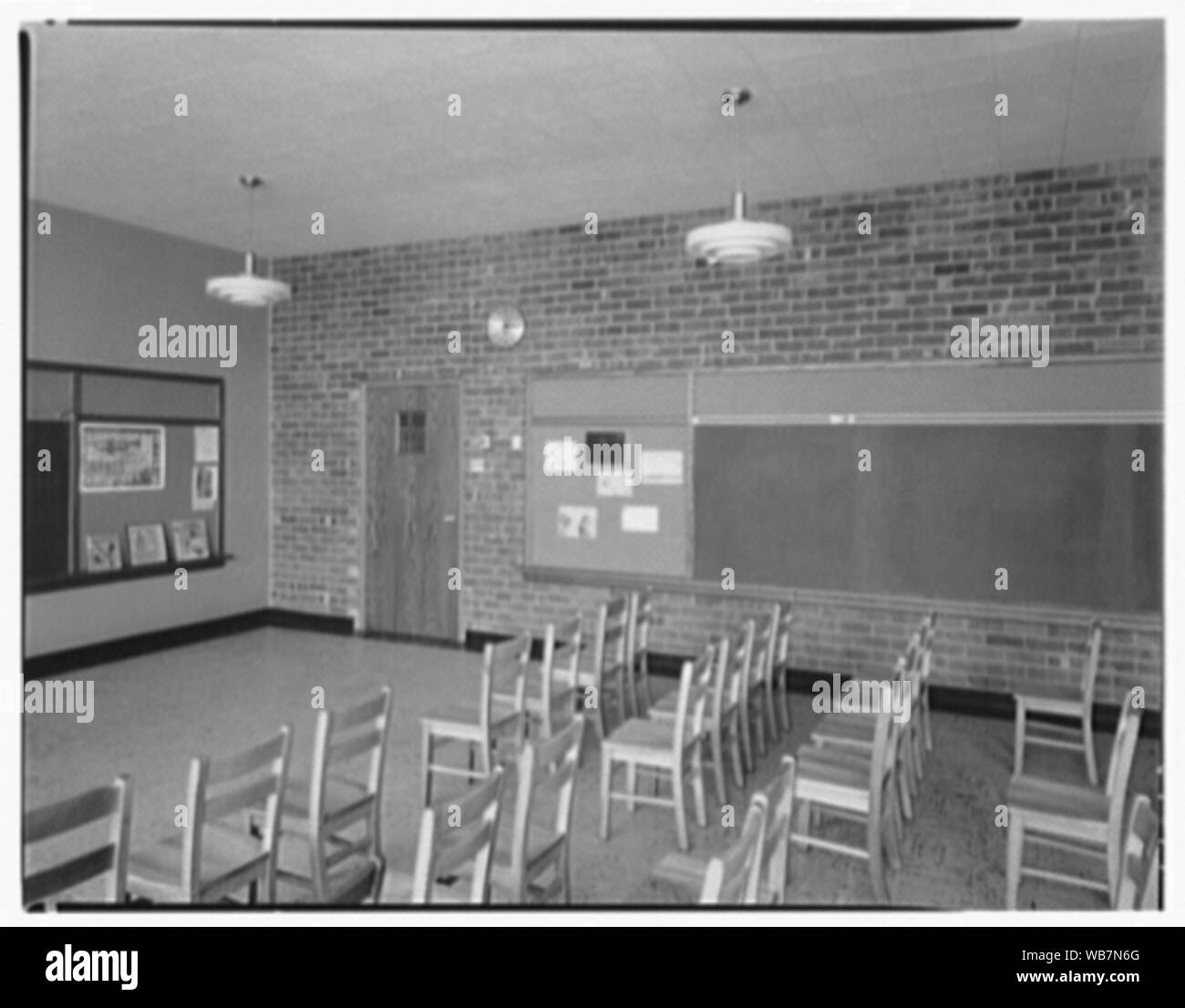Wald Bach Grundschule, Hauppauge, Long Island. Abstract / Medium: Gottscho-Schleisner Sammlung Stockfoto