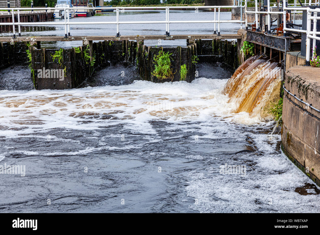 Sind & Calder canal Überlauf an Eggborough Yorkshire. Stockfoto