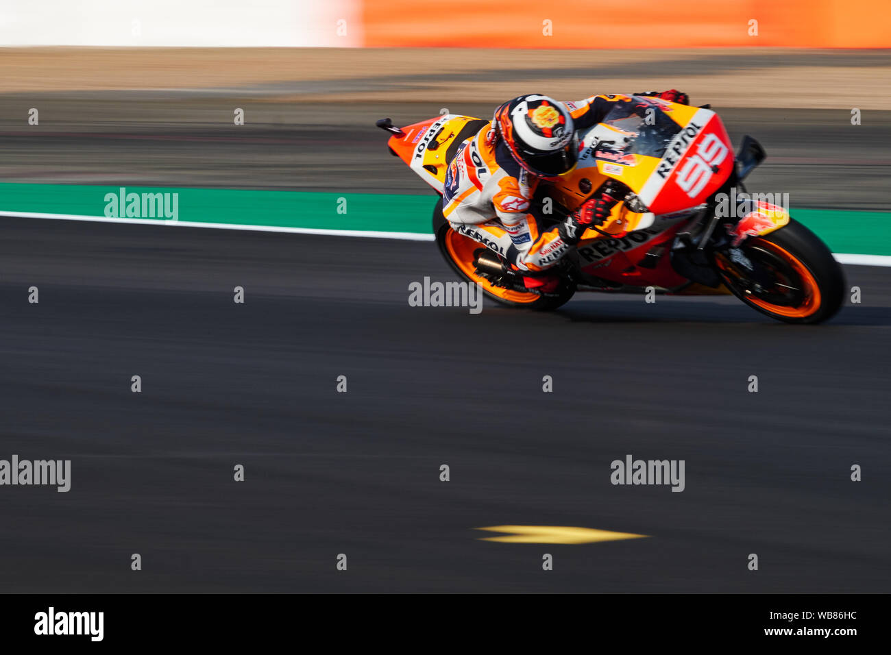 Towcester, Northamptonshire, Großbritannien. 25 Aug, 2019. Jorge Lorenzo (SPA) und Repsol Honda Team während der 2019 GoPro Britischen Grand Prix Moto GP in Silverstone Circuit. Credit: Gergo Toth/Alamy leben Nachrichten Stockfoto