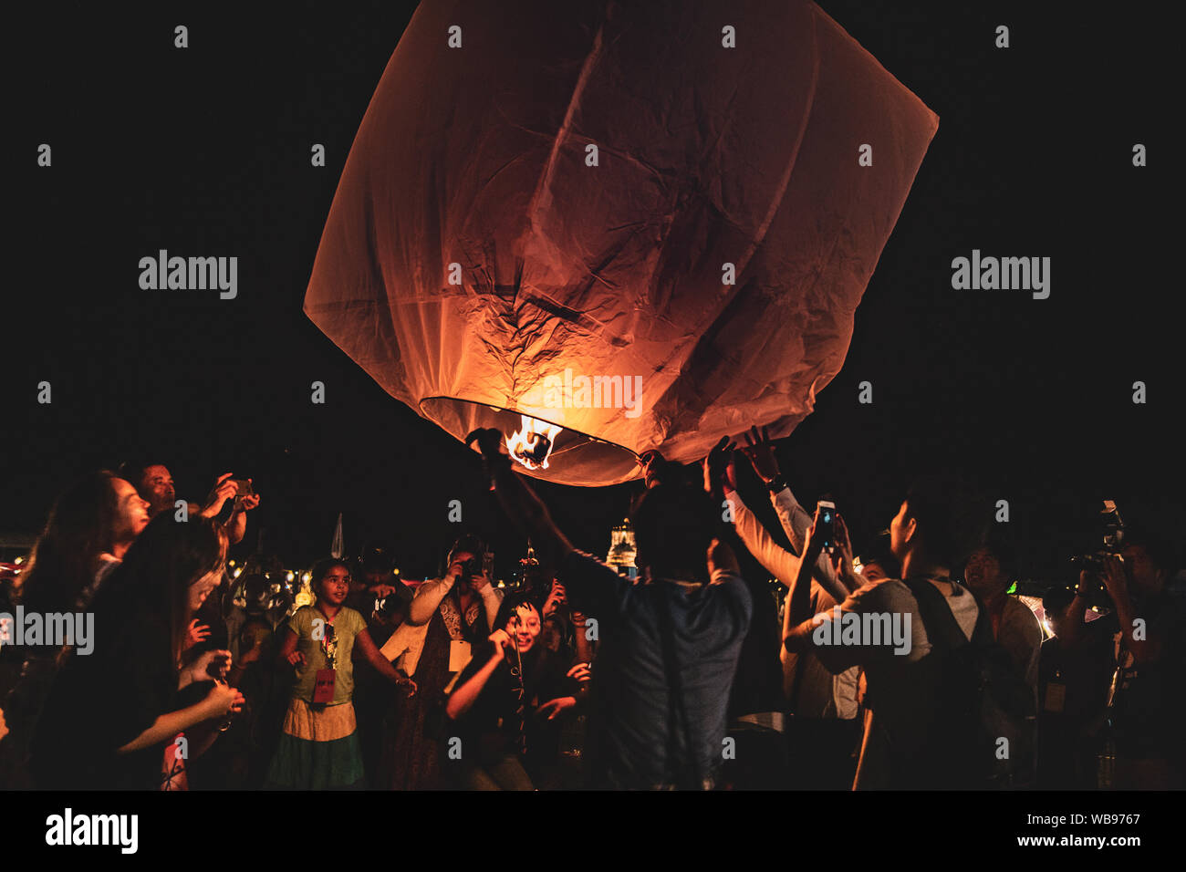  Laternen Festival, Yee Peng und Loy Khratong in Chiang Mai in Thailand Bildidee 