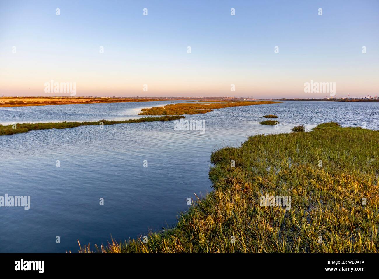 Feuchtgebiete bei Sonnenuntergang Stockfoto