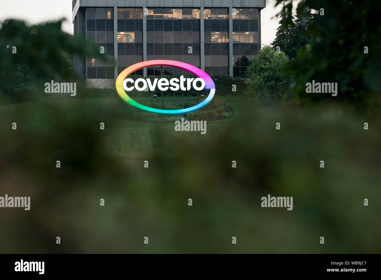 Ein logo Zeichen außerhalb einer Anlage durch Covestro in Pittsburgh, Pennsylvania besetzten am 8. August 2019. Stockfoto