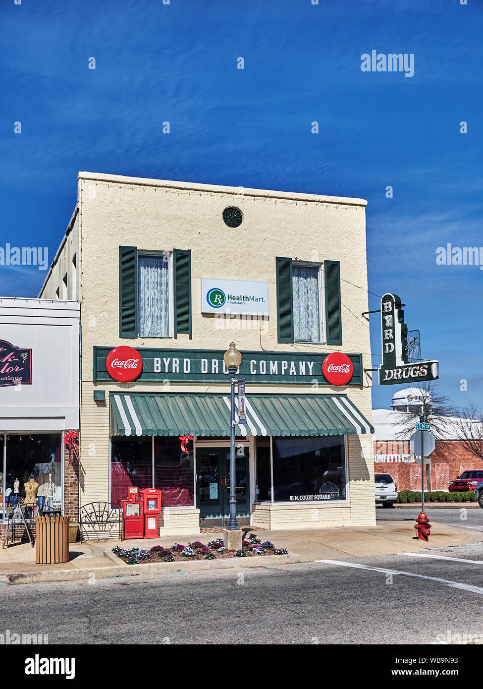 Byrd Droge Firma eine kleine Stadt Drogerie und Apotheke in Troy, Alabama, USA. Stockfoto