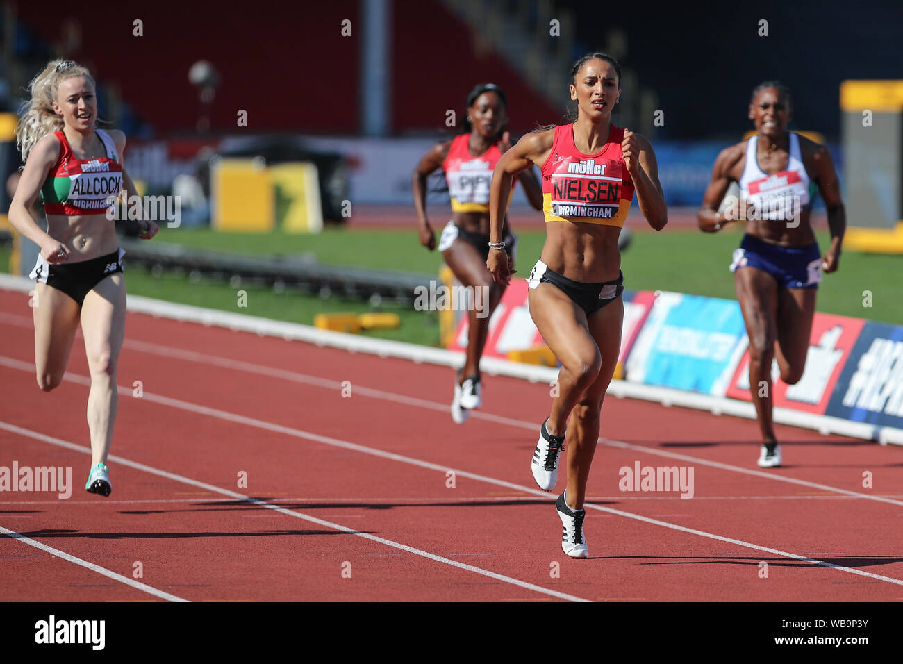 Birmingham, Großbritannien. 25 Aug, 2019. Laviai Nielsen gewinnt 400 m der Frauen während der Muller britischen Leichtathletik WM im Alexander Stadium, Birmingham, England am 25. August 2019. Foto von Jodi Hanagan. Nur die redaktionelle Nutzung, eine Lizenz für die gewerbliche Nutzung erforderlich. Keine Verwendung in Wetten, Spiele oder einer einzelnen Verein/Liga/player Publikationen. Credit: UK Sport Pics Ltd/Alamy leben Nachrichten Stockfoto