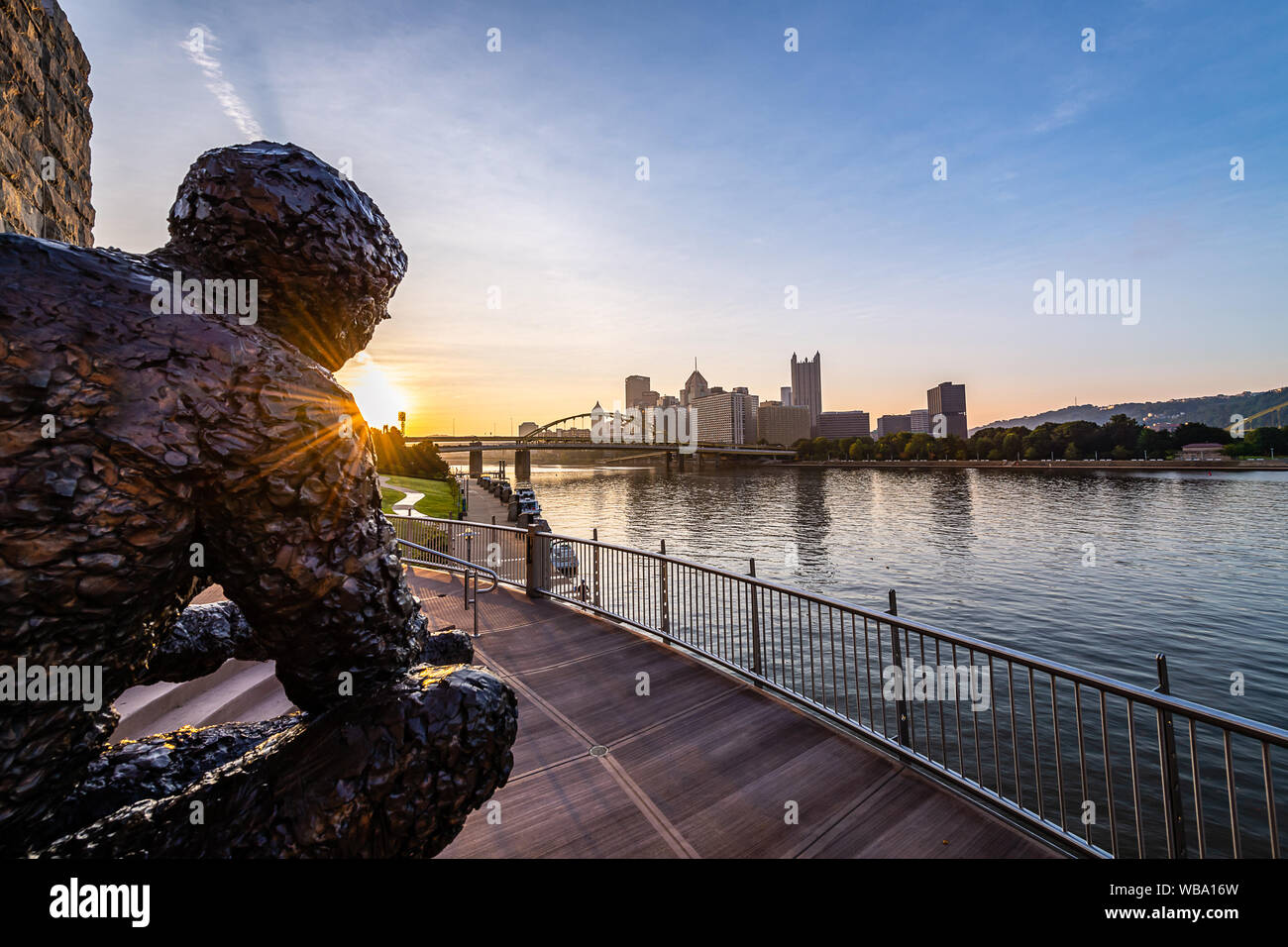 Sonnenaufgang über Pittsburgh Stockfoto
