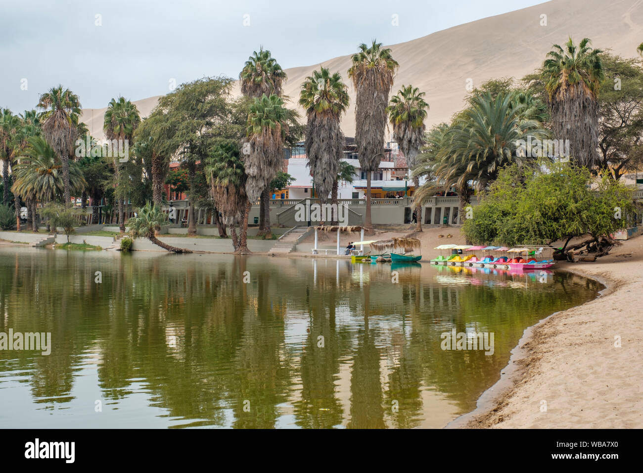 Huacachina Oase in der Wüste, Ica, Peru Stockfoto