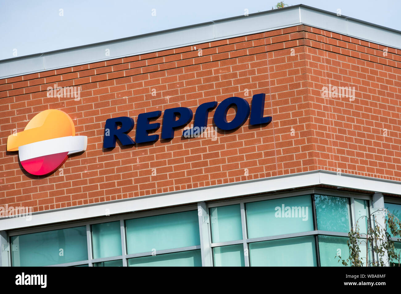 Ein logo Zeichen außerhalb einer Anlage von Repsol in Warrendale, Pennsylvania besetzten am 10 August, 2019. Stockfoto