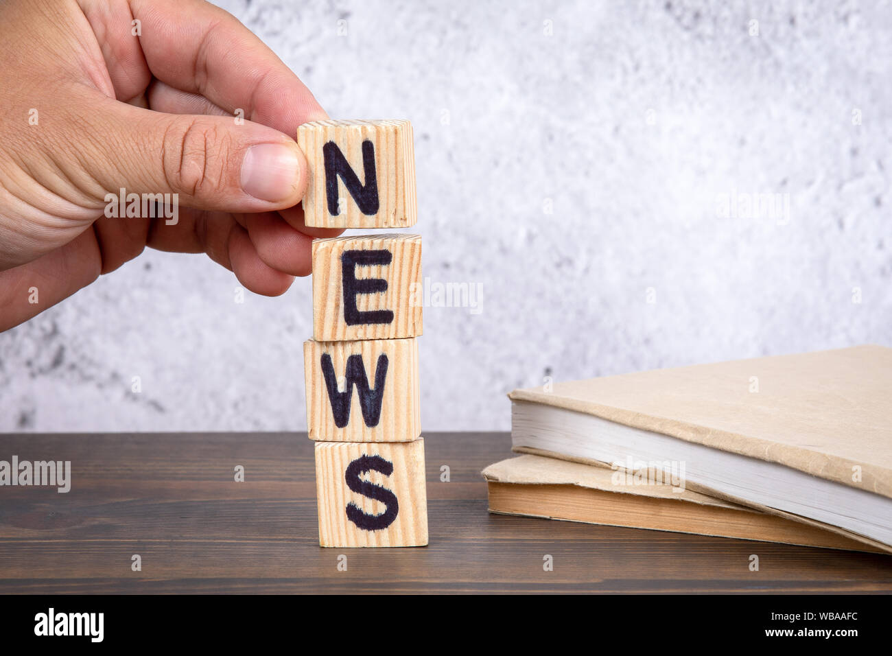 Nachrichten. Soziale Medien, die traditionellen Medien und gefälschte Nachrichten Konzept Stockfoto