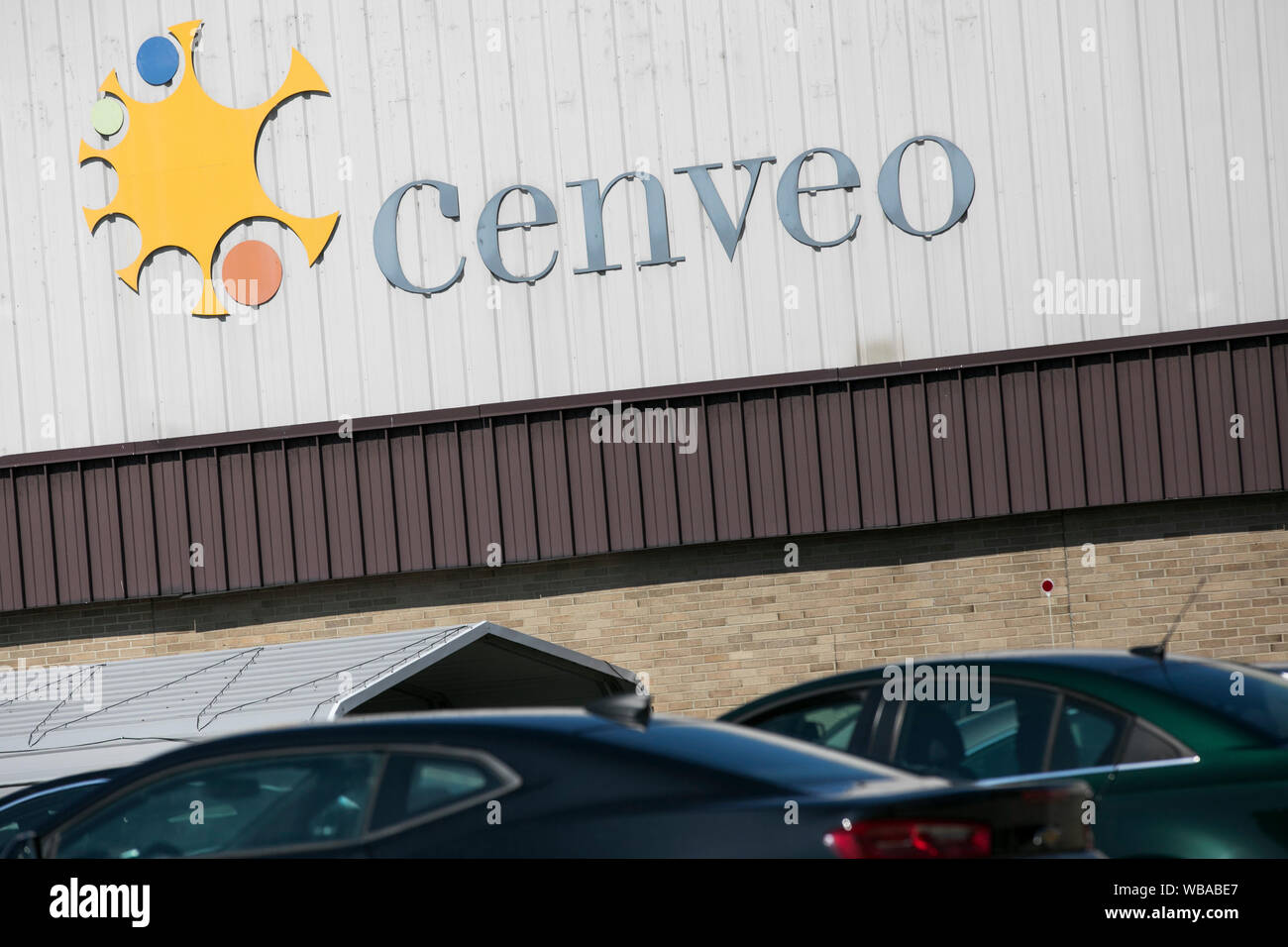 Ein logo Zeichen außerhalb einer Anlage durch Cenveo in Cleveland, Ohio besetzt am 11. August 2019. Stockfoto