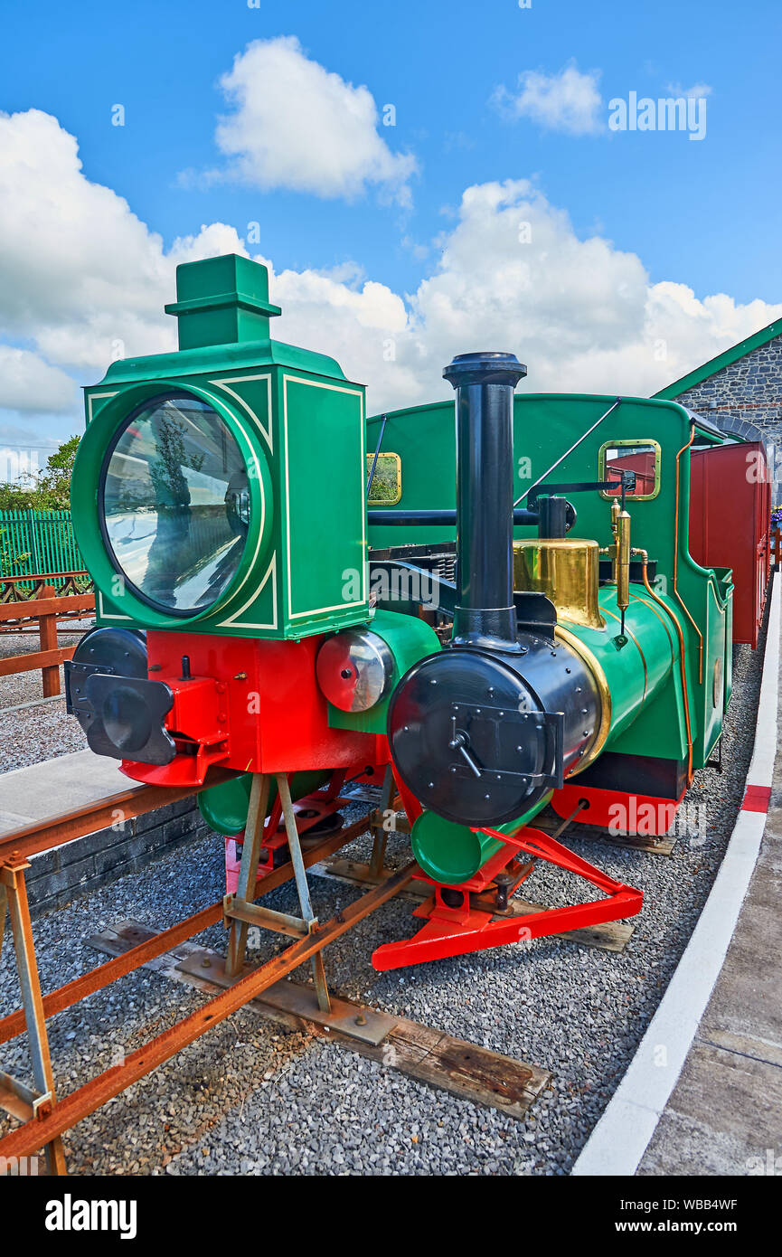 Die Lartigue Monorail in Listowel, County Kerry, Republik Irland, ist eine einzigartige Bahn gebaut von dem Franzosen Charles Lartigue. Stockfoto