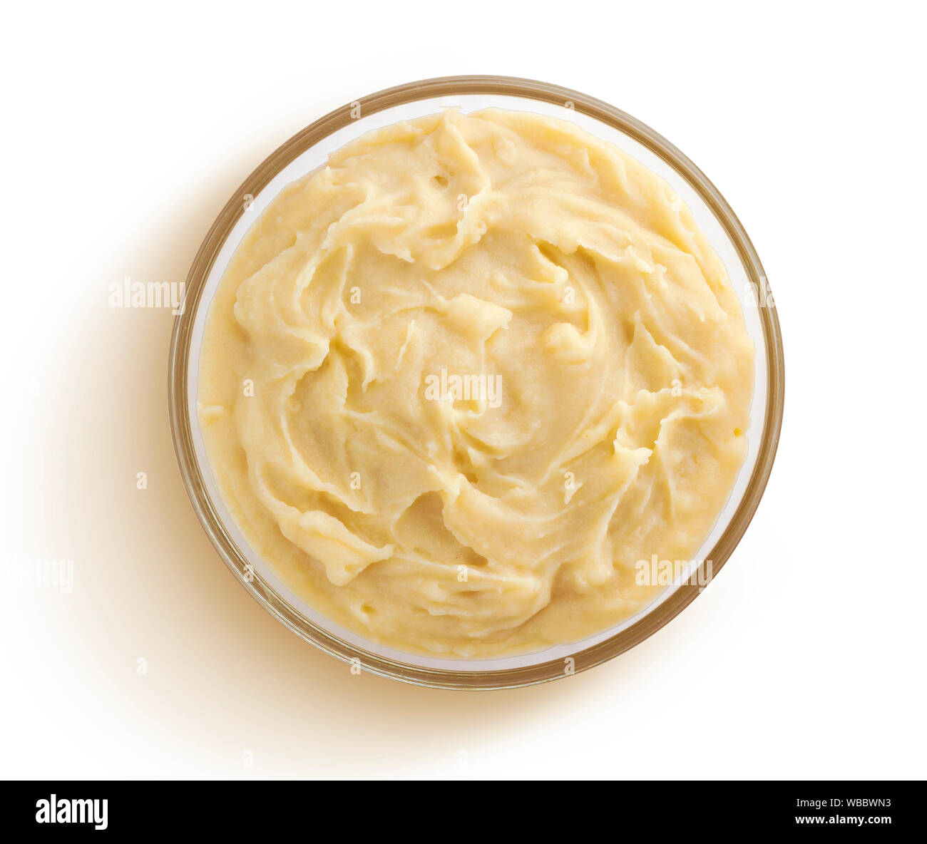 Kartoffelpüree auf weißem Hintergrund, Ansicht von oben Stockfoto