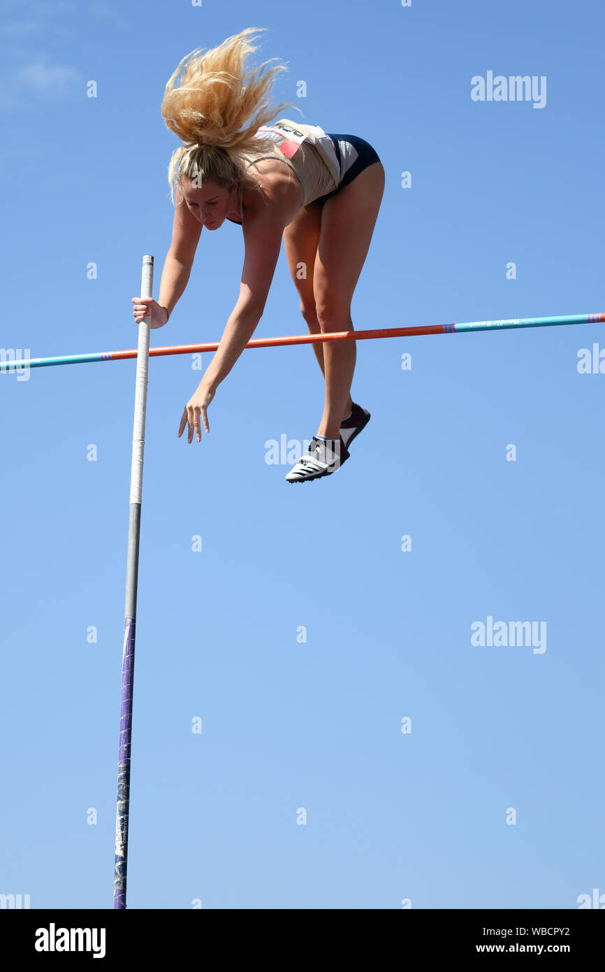 Birmingham, Großbritannien. 25 August, 2019. Lucy Bryan von Bristol & West in Aktion während der Frauen Stabhochsprung an der Muller britischen Leichtathletik WM Alexander Stadium, Birmingham, England Stockfoto