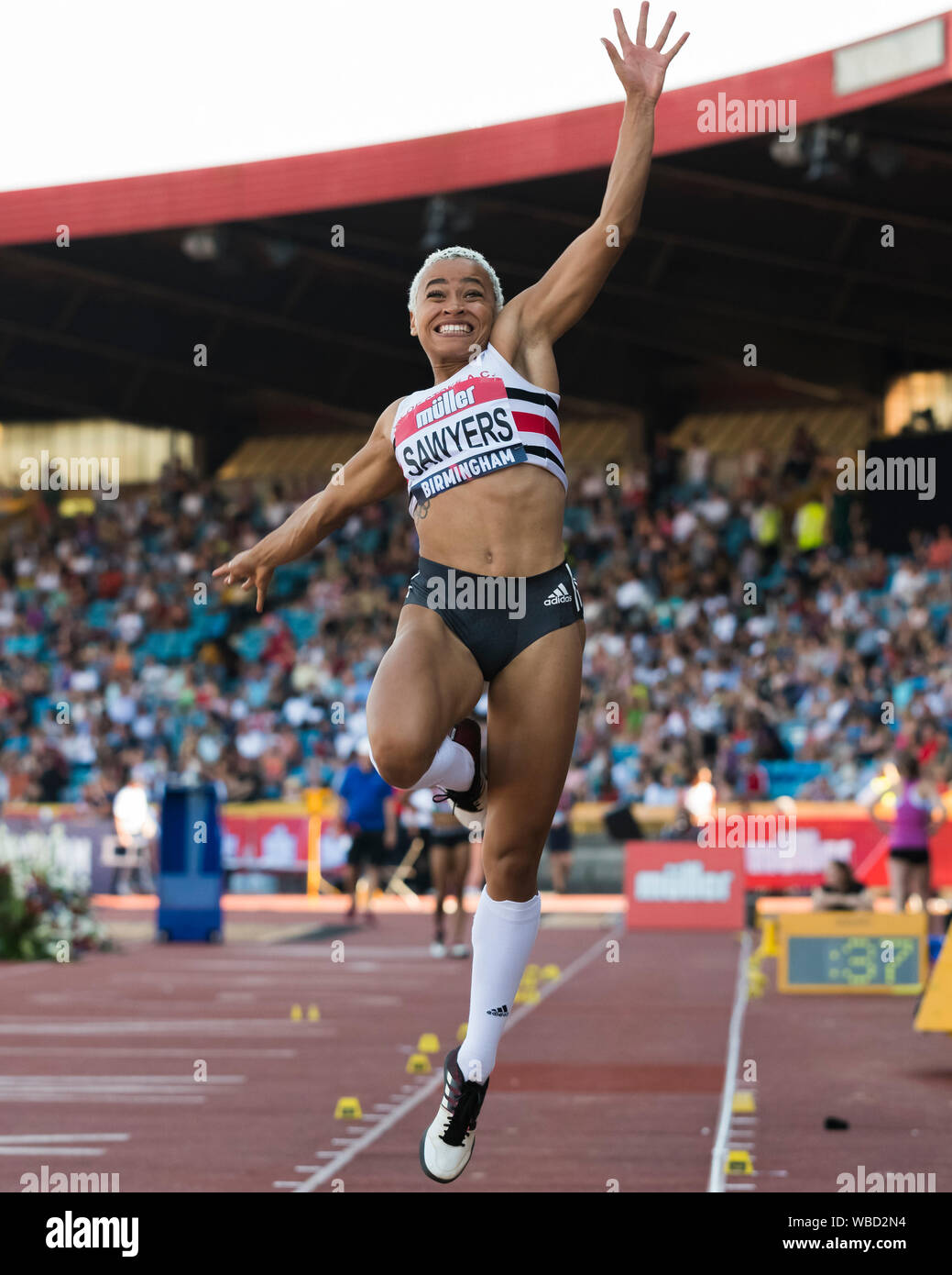 Birmingham, Großbritannien. August 2019. Jazmin SÄGEGERÄTE der STADT STOKE in Aktion während des Frauen-Weitsprungs im Muller British Athletics Championships Alexander Stadium, Birmingham, England Stockfoto