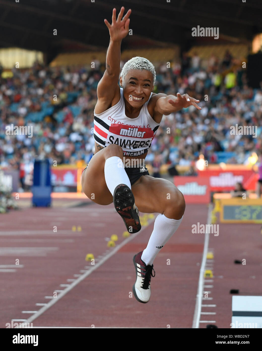 Birmingham, Großbritannien. August 2019. Jazmin SÄGEGERÄTE der STADT STOKE in Aktion während des Frauen-Weitsprungs im Muller British Athletics Championships Alexander Stadium, Birmingham, England Stockfoto