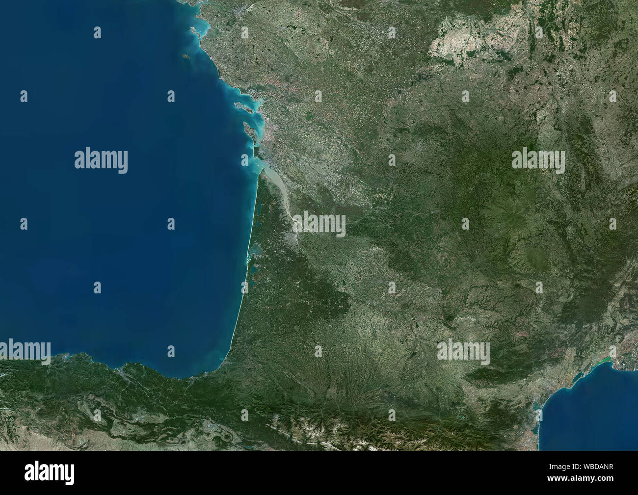 Farbe Satellitenbild von Südwesten Frankreichs. Dieses Bild wurde von Daten auf 2018 von Sentinel-2 Satelliten erfassten zusammengestellt. Stockfoto