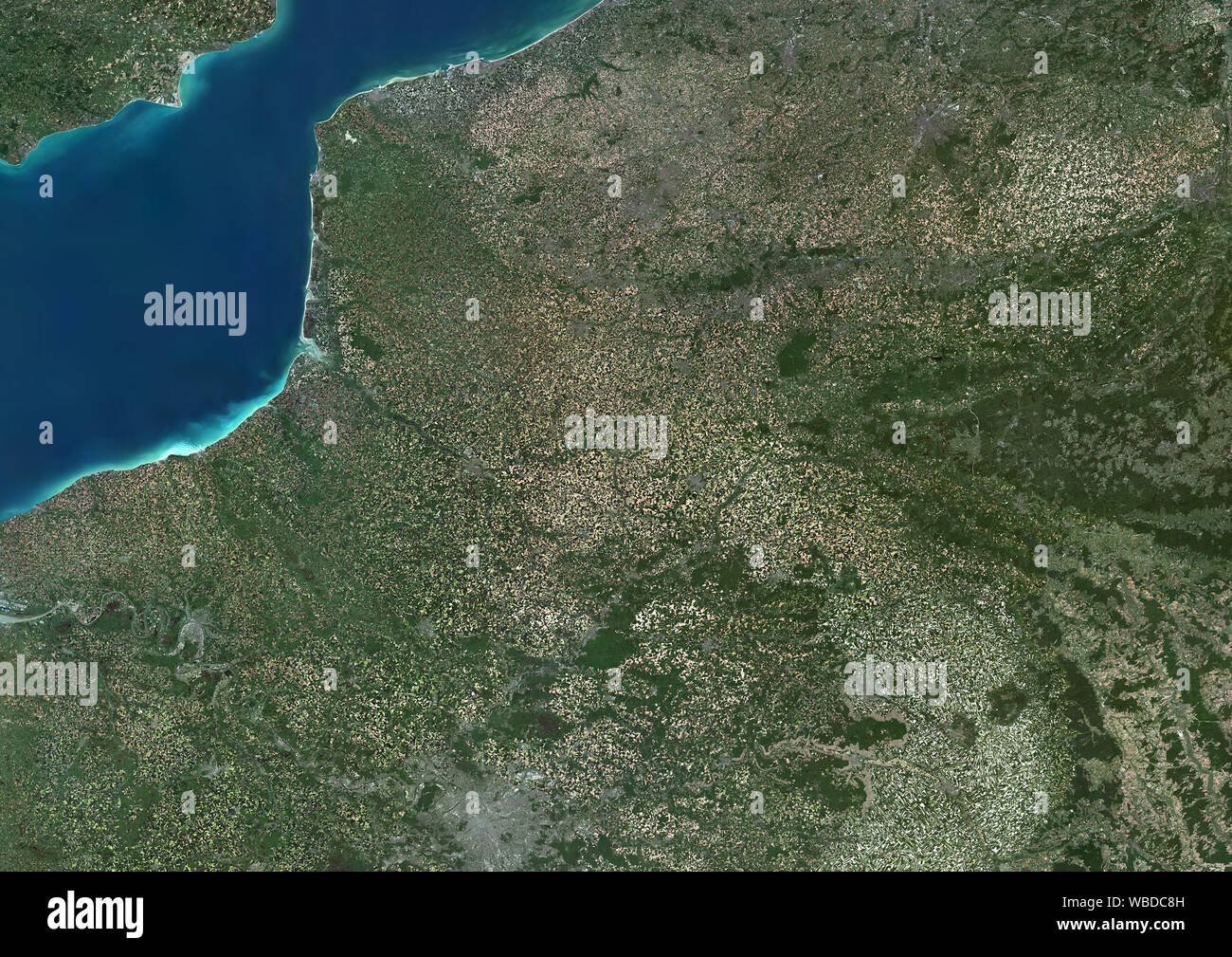 Farbe Satellitenbild von Nordfrankreich. Dieses Bild wurde von Daten auf 2018 von Sentinel-2 Satelliten erfassten zusammengestellt. Stockfoto