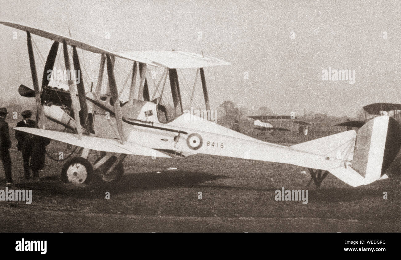 Die Royal Aircraft Factory B.E. 2. Britische single - Motor Traktor zweisitzigen Doppeldecker, der Royal Flying Corps (RFC) Von 1912 bis zum Ende des Ersten Weltkriegs aus dem Festzug des Jahrhunderts, veröffentlicht 1934. Stockfoto