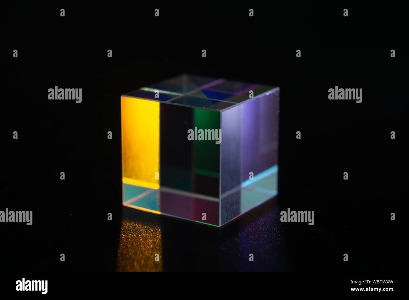 Probe von optischem Glas Würfel Stockfoto