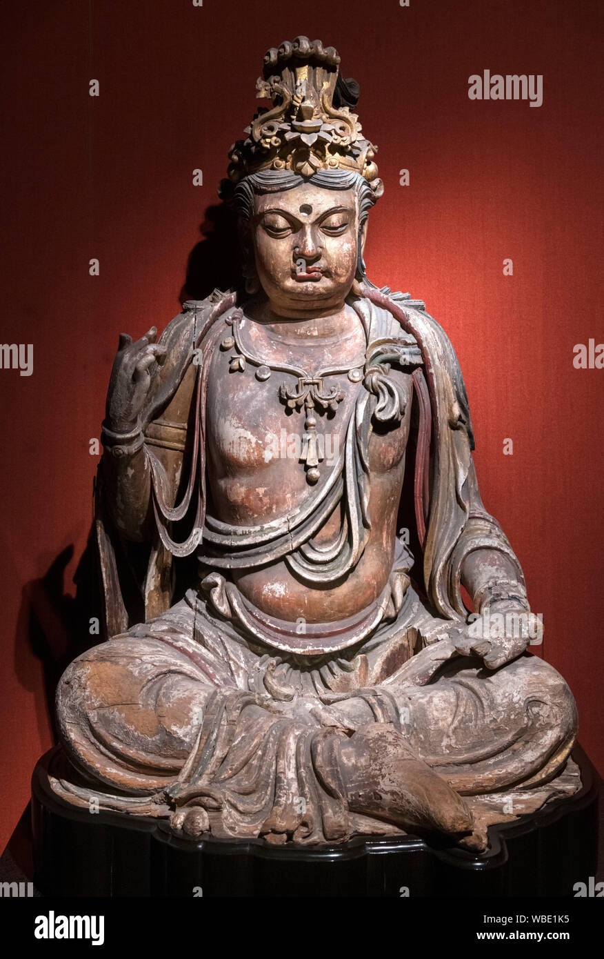 Bodhisattva Statue, Gold aus lackiertem Holz, Jin Dynastie (1115 - 1234 AD) Stockfoto