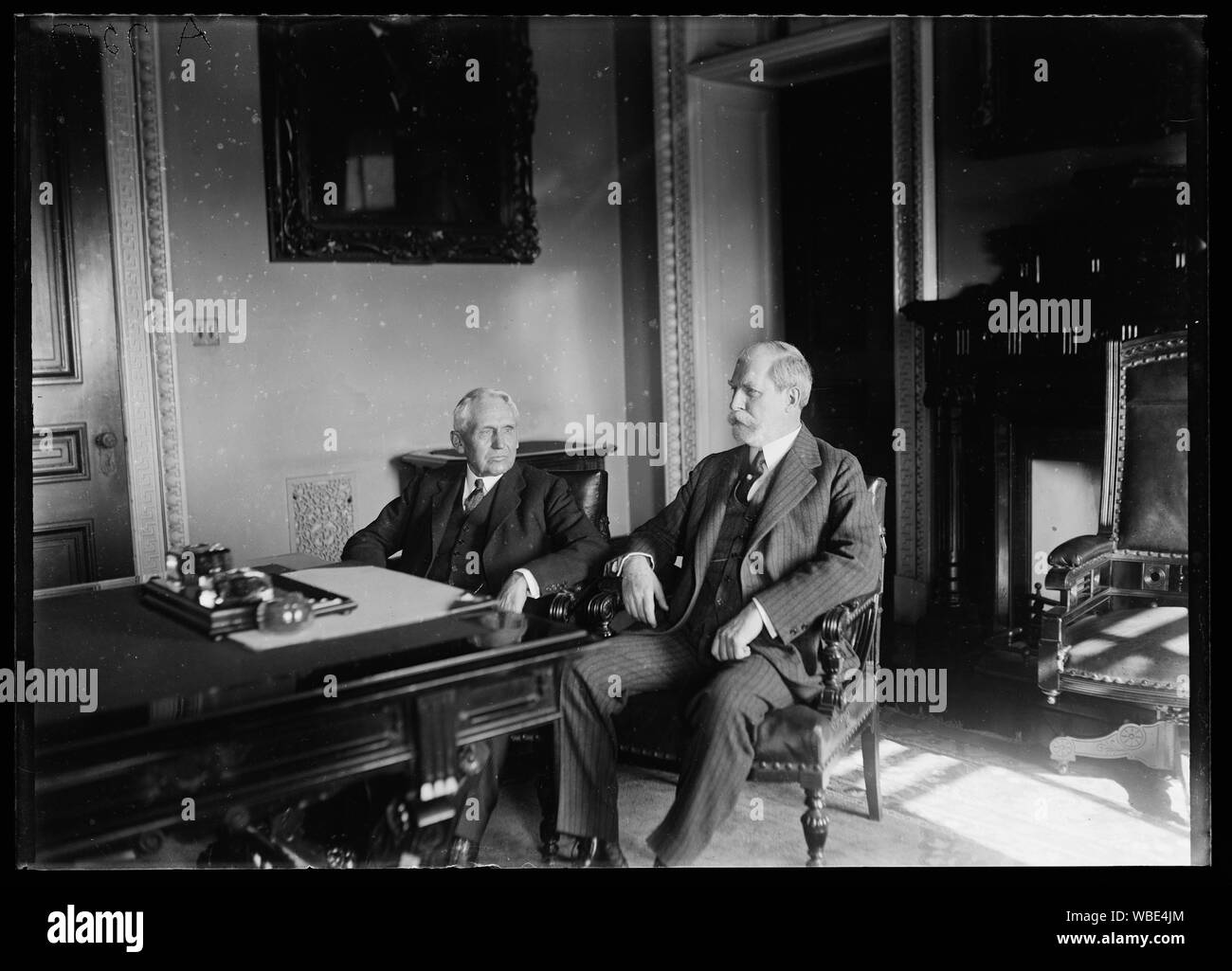 Frank Kellogg und Charles Evans Hughes Abstract / Medium: 1 Negativ: Glas; 5 x 7 in. oder kleiner Stockfoto