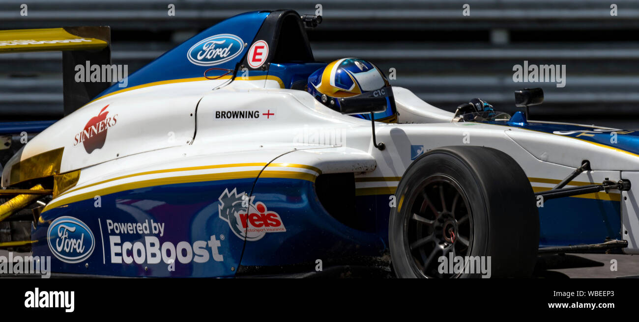 Auto 11, von Lukas Browning, Richardson Racing, Oulton Park F4 Meisterschaft getrieben Stockfoto