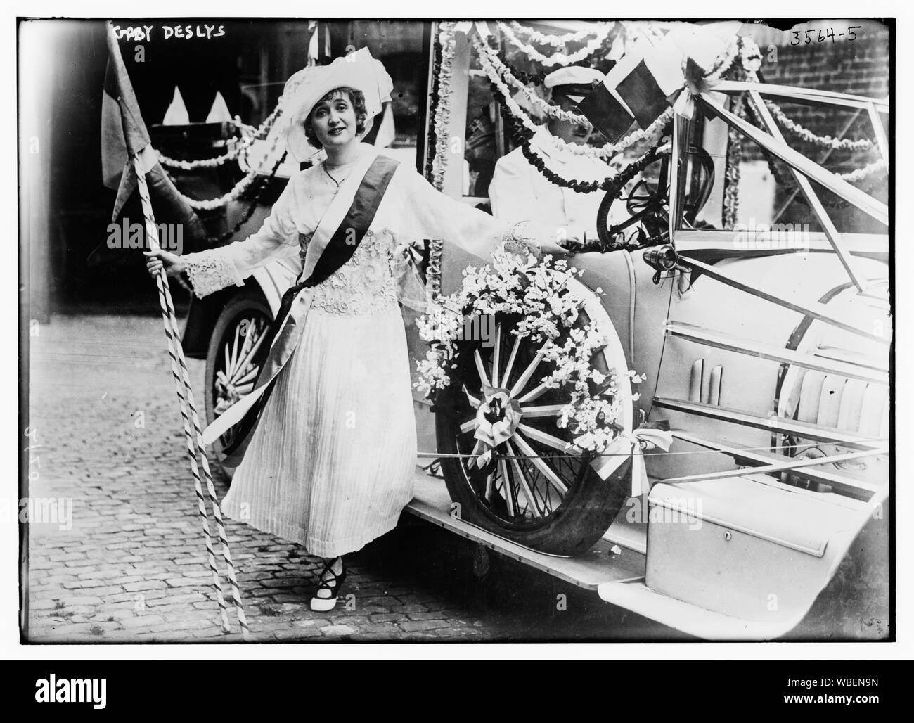 Gaby Deslys Abstract / Medium: 1 Negativ: Glas; 5 x 7 in. oder kleiner. Stockfoto