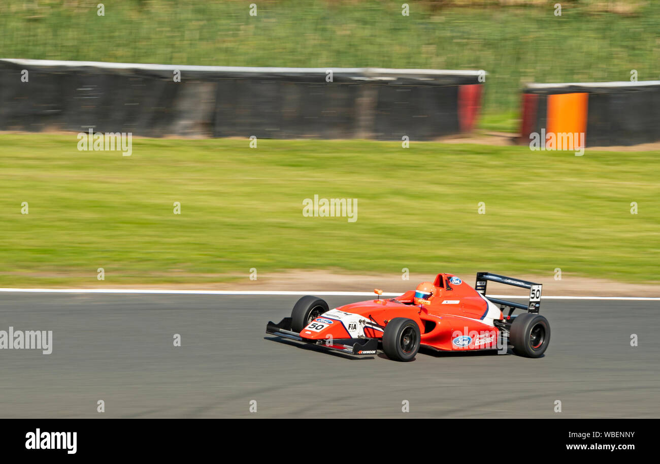 Auto 50, Treiber Bart Horston, Arden Motorsport F4 Meisterschaft Freitag Sitzung 2 Stockfoto