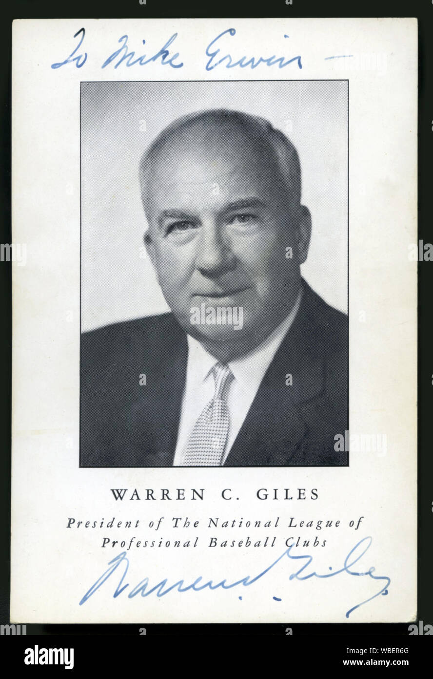 Foto mit Autogramm von Warren C. Giles, war der Präsident der Nationalen Liga in der Major League Basseball von 1951-1969 Stockfoto