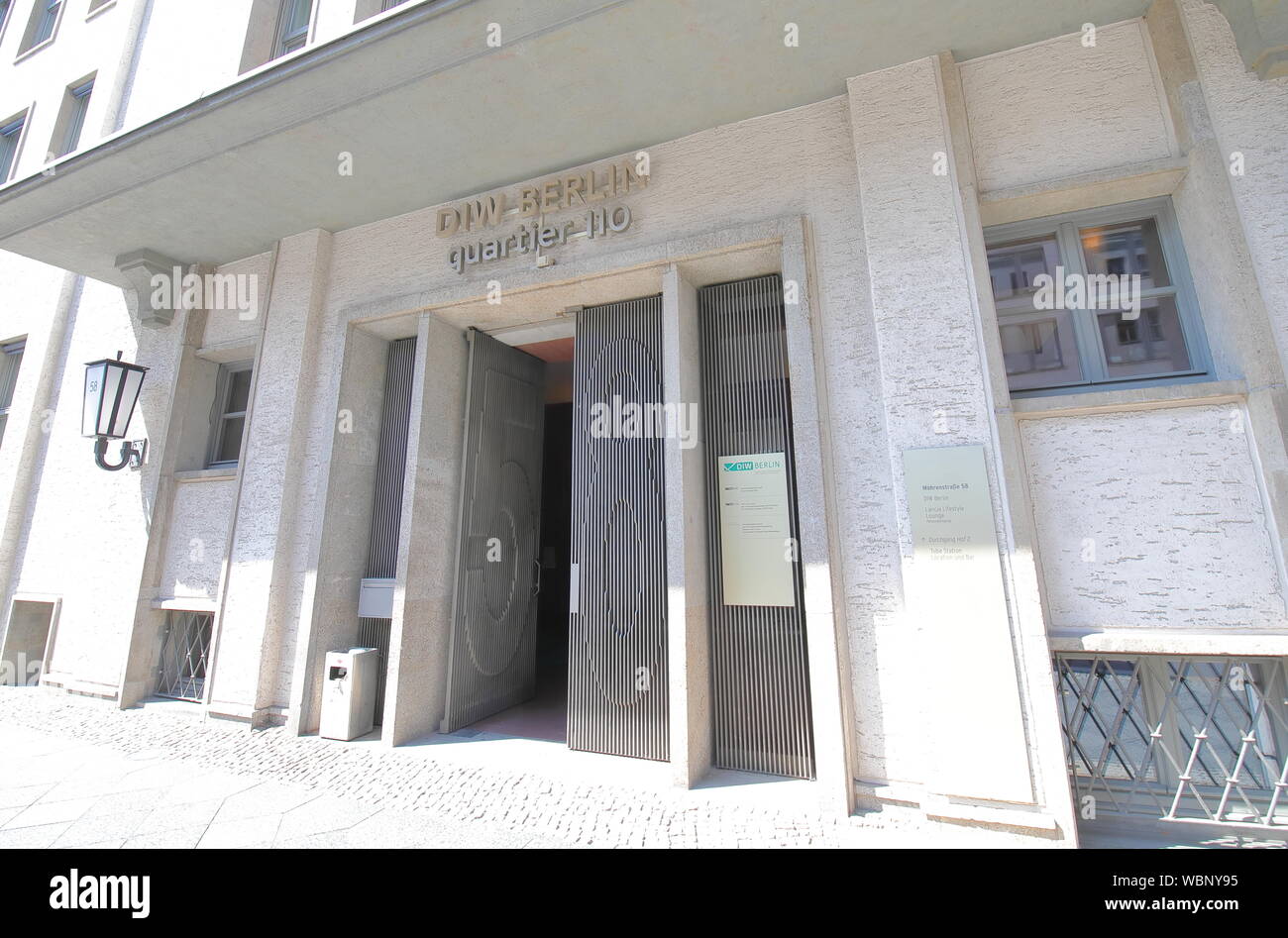 Deutsches wirtschaftsinstitut Fotos und Bildmaterial in hoher Auflösung Alamy