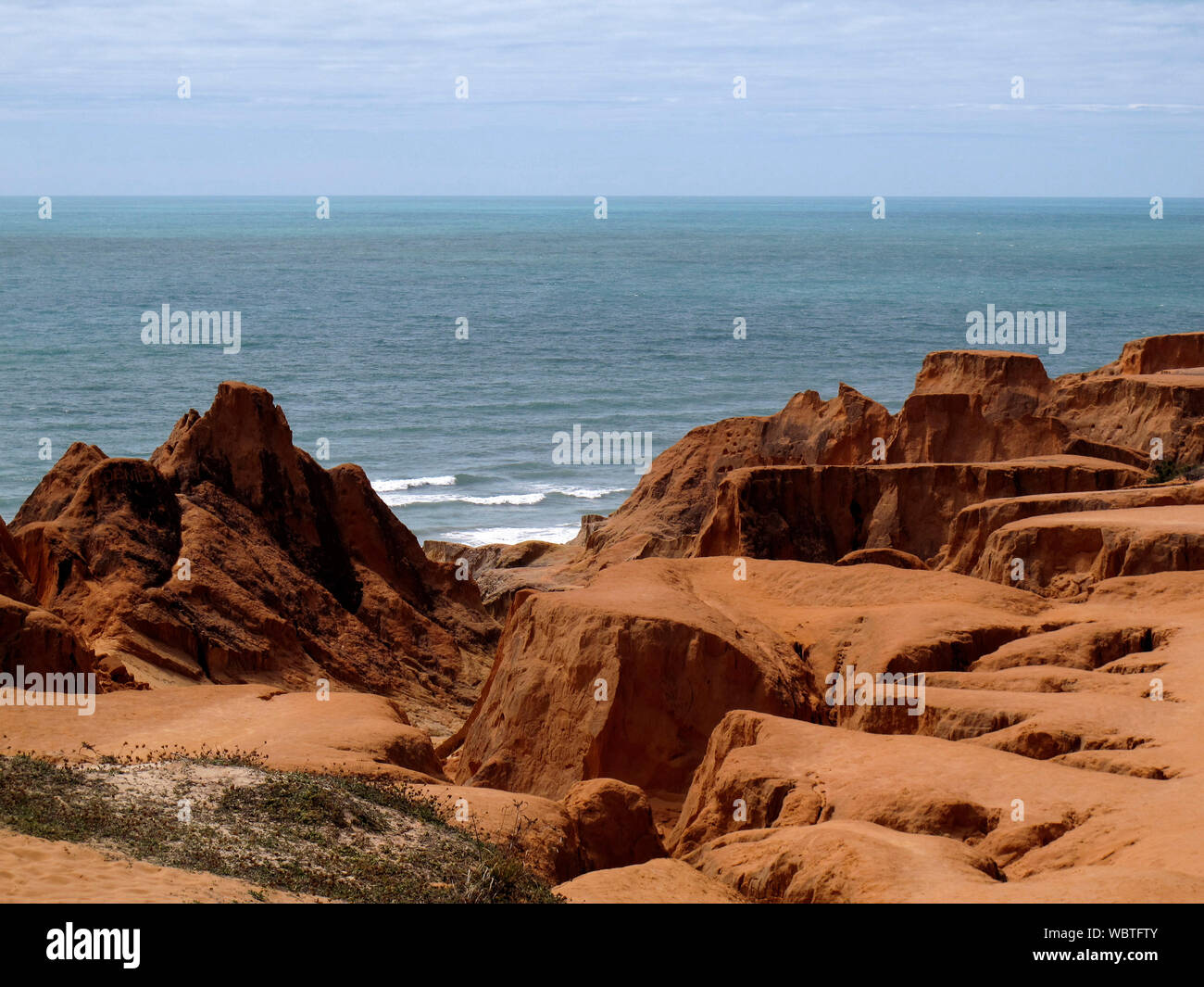 Nordosten von Brasilien - bebibe, Ceara, Brasilien Klippen - Strände und Ferien in Brasilien - Reise und Tourismus Stockfoto