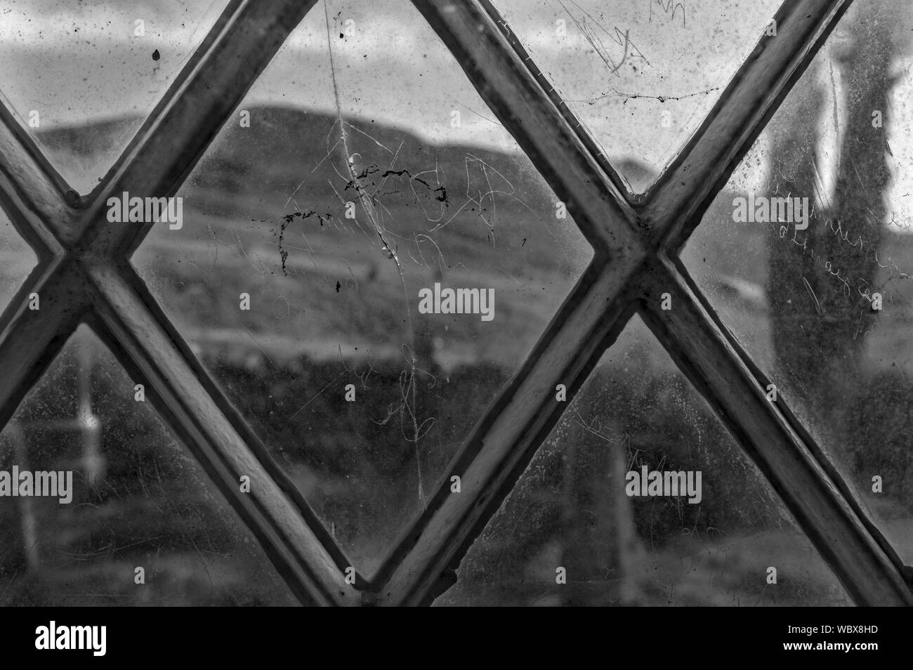CROICK TELFORD PARLAMENTARISCHEN KIRCHE ARDGAY SUTHERLAND SCHOTTLAND SCHREIBEN KRATZER AUF DEN DIAMOND FENSTERSCHEIBEN IN 1845 Serie 3 Stockfoto