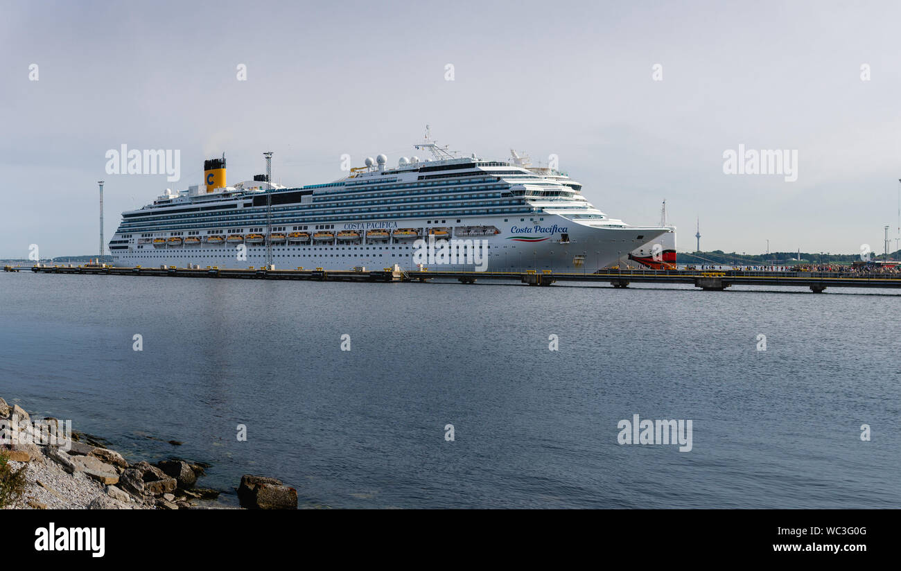 Kreuzfahrtschiff Costa Pacifica Costa Crociere Flotte angedockt in Vanasadam Tallinn Hafen Stockfoto
