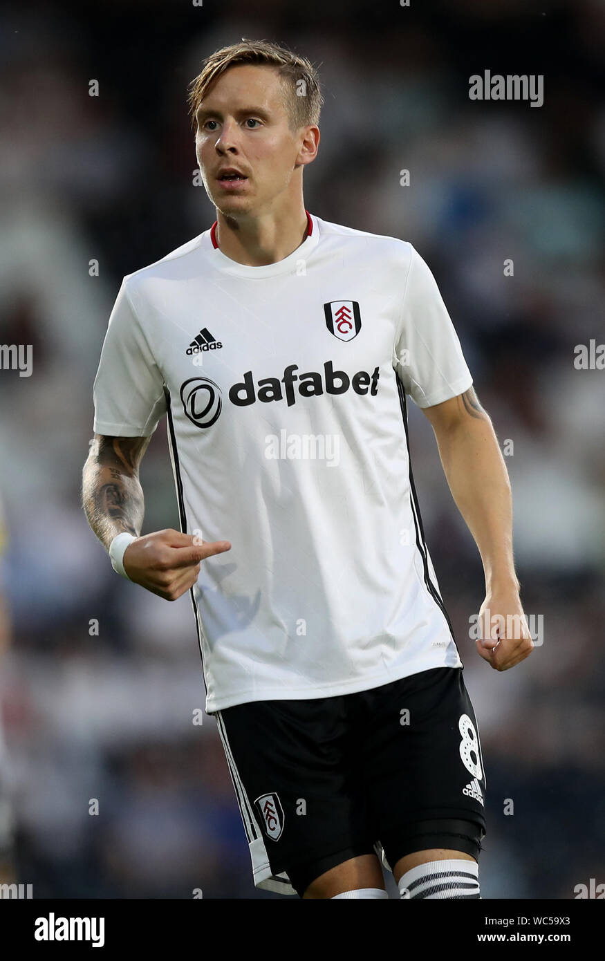 Die Fulham Stefan Johansen Wahrend Der Carabao Cup Achtelfinale Im Craven Cottage London Stockfotografie Alamy