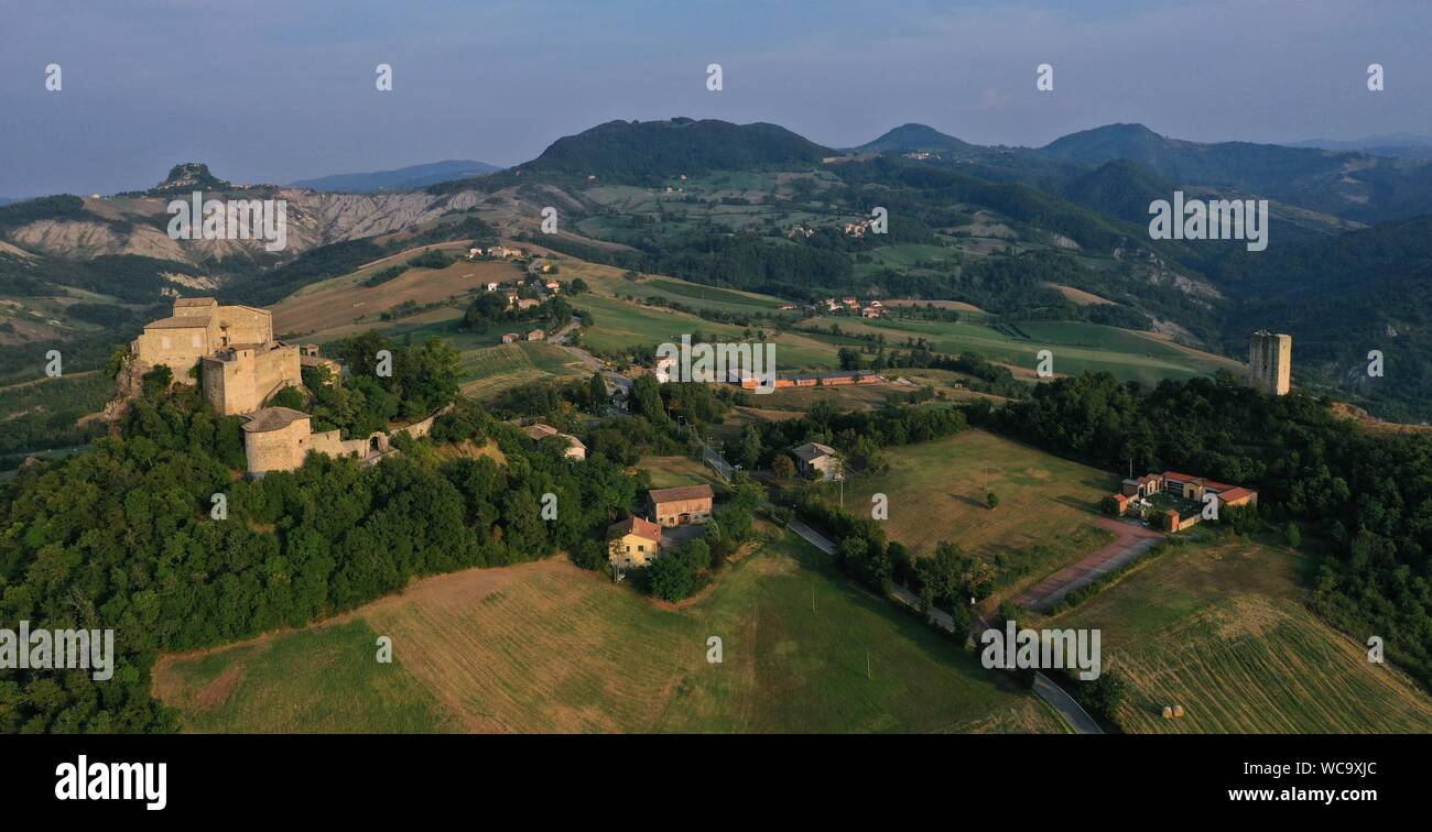 Schloss der canossa burg Fotos und Bildmaterial in hoher Auflösung